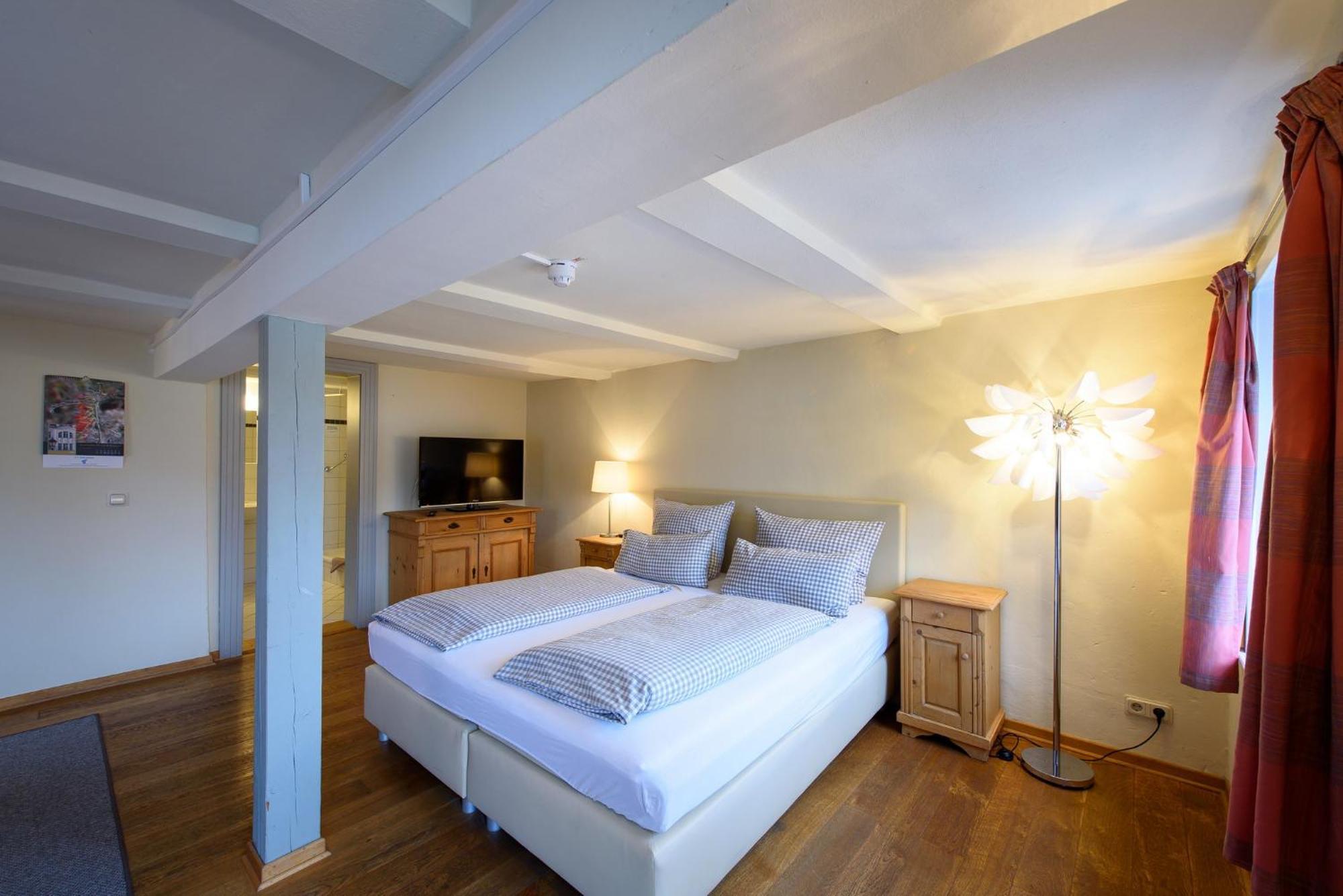 Hotel Pension St Nikolai Quedlinburg Bagian luar foto
